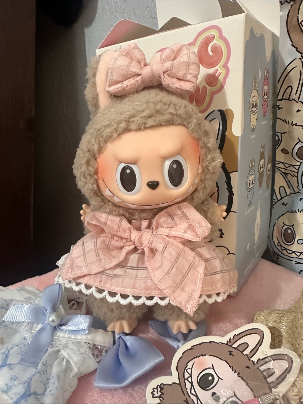 ***AUTHENTIC*** Exciting Macaron Labubu!
